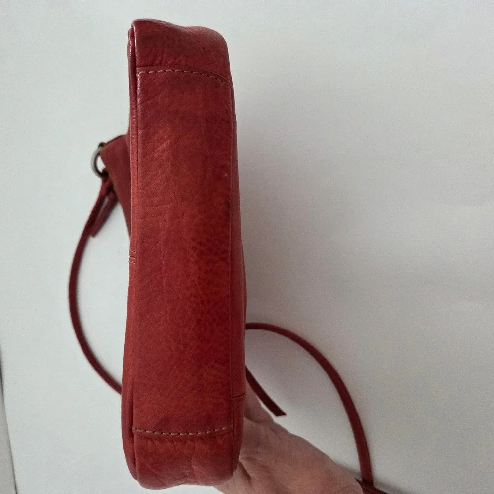 Vintage Fossil Crossbody Bag Red Pebbled Leather Boho Drawstring Small Womens OS